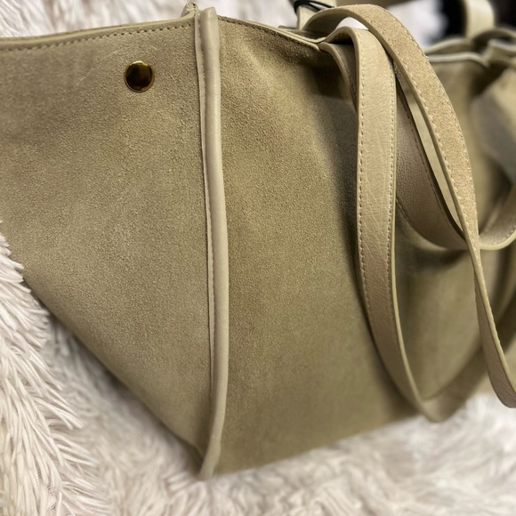 💚💚 NWT- MARGOT NEW YORK Viral JAMEE Double Handle Suede Shoulder Bag Tote💚💚 - Picture 13 of 15